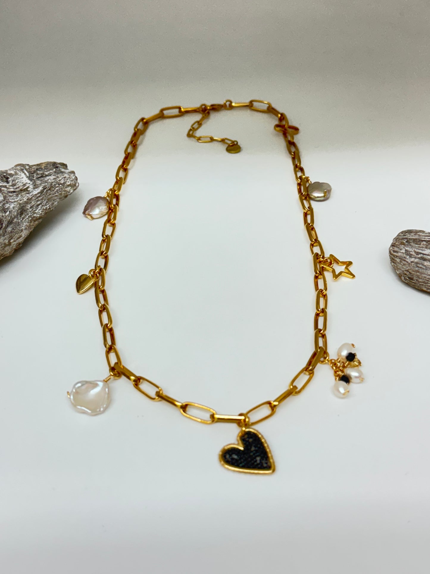 Collier Charmy Mishky Fait à la main en Colombie Charmy