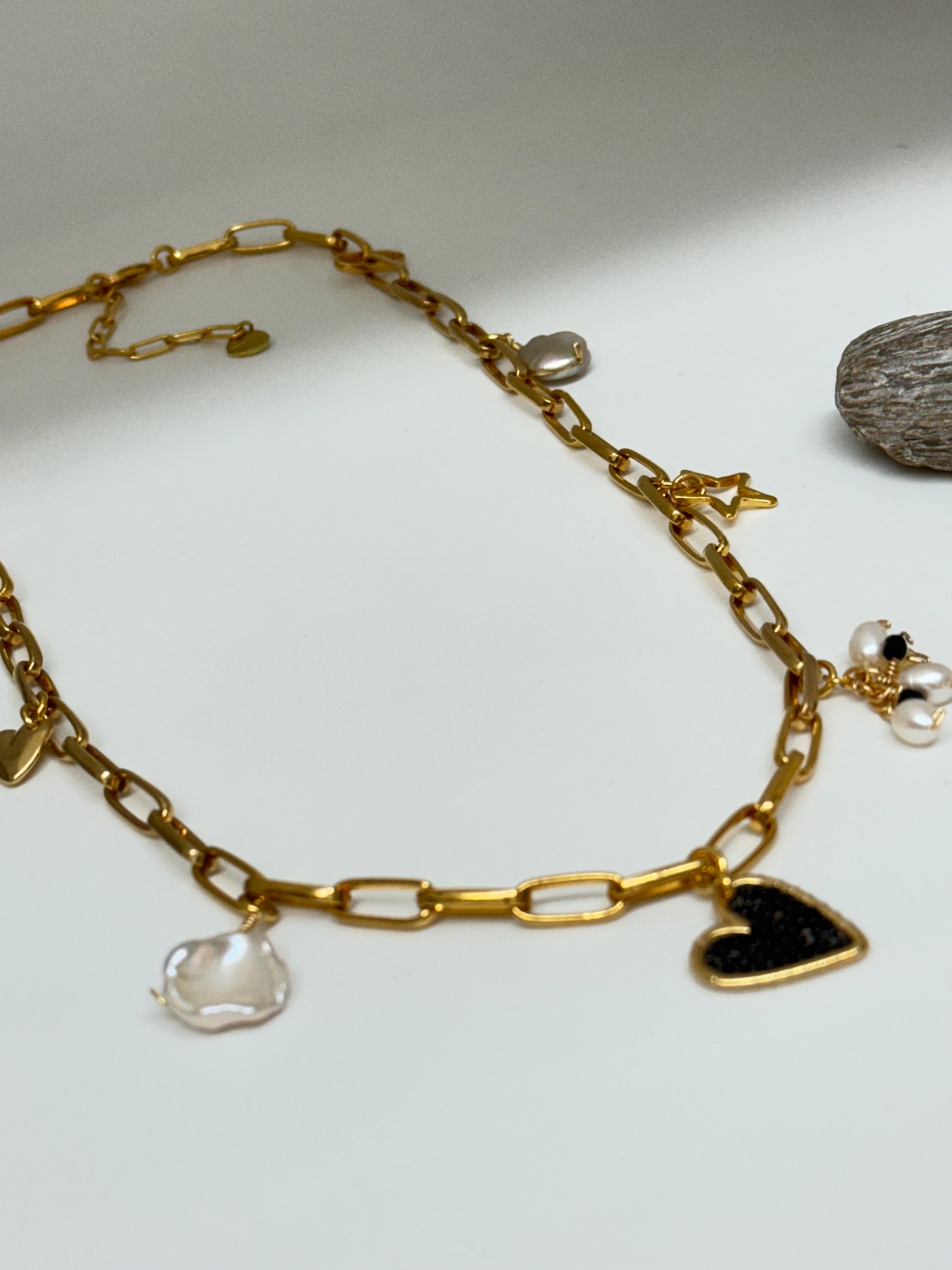 Collier Charmy Mishky Fait à la main en Colombie Charmy