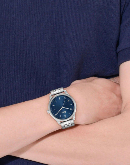 Montre Lacoste dessinée en France