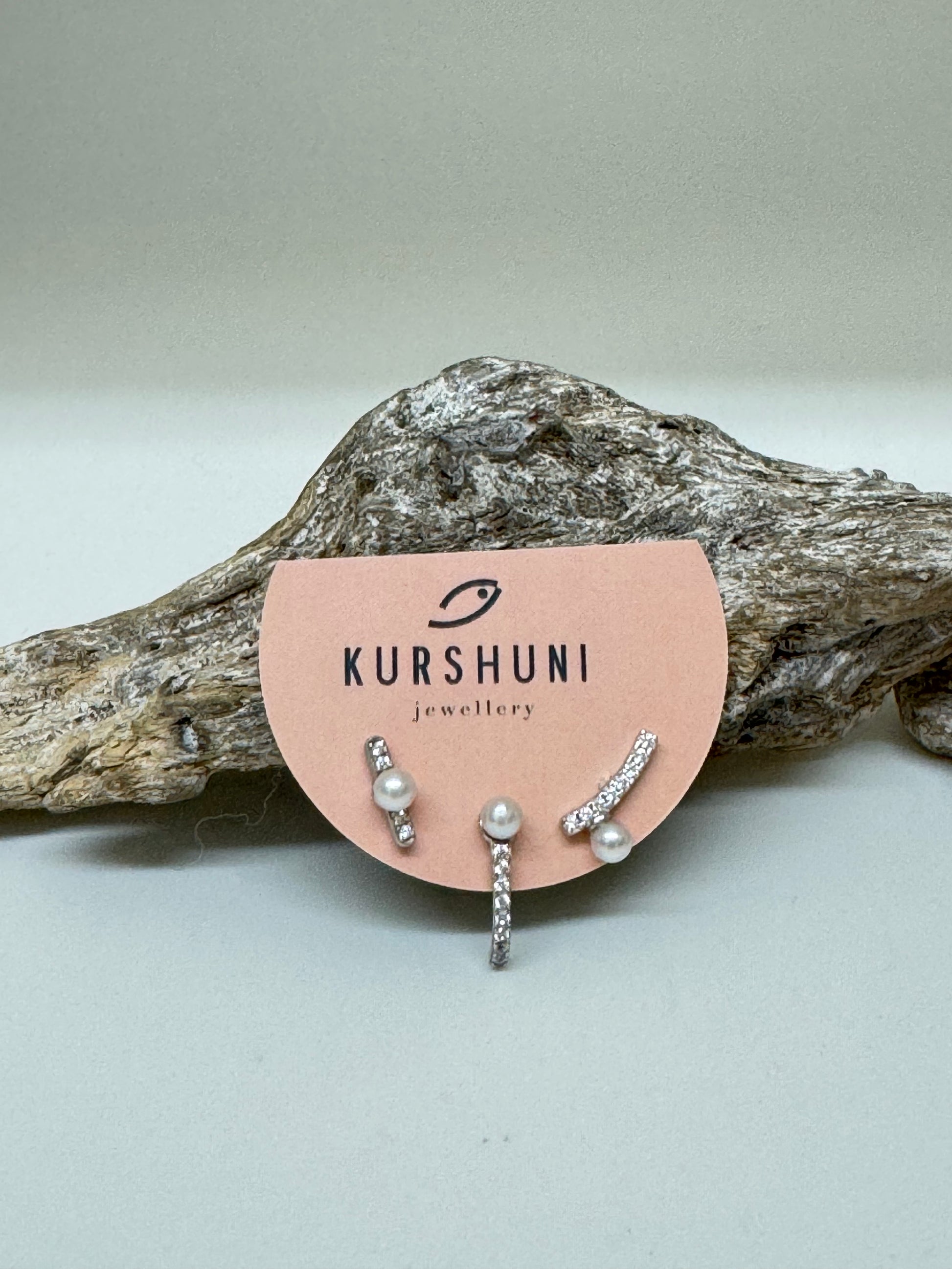 Trio avec zircons et perles sur Argent sterling Kurshuni Trio avec zircons et perles sur Argent sterling KX342-3Y