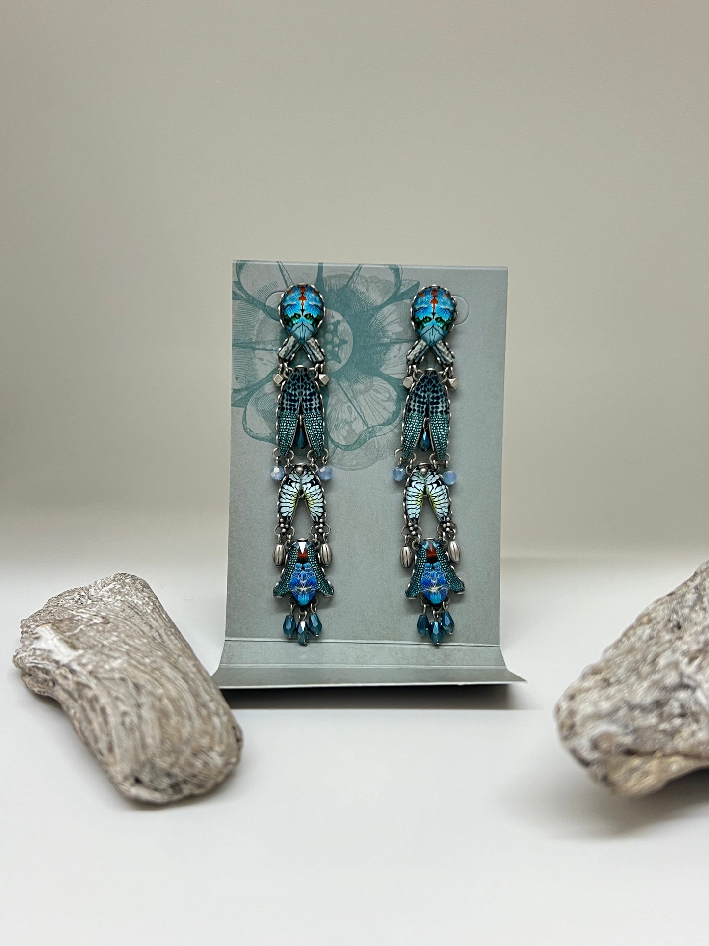 Boucles AyalaBAR Cristaux/Métaux antiques/Verre fabriquées en Israël r2046