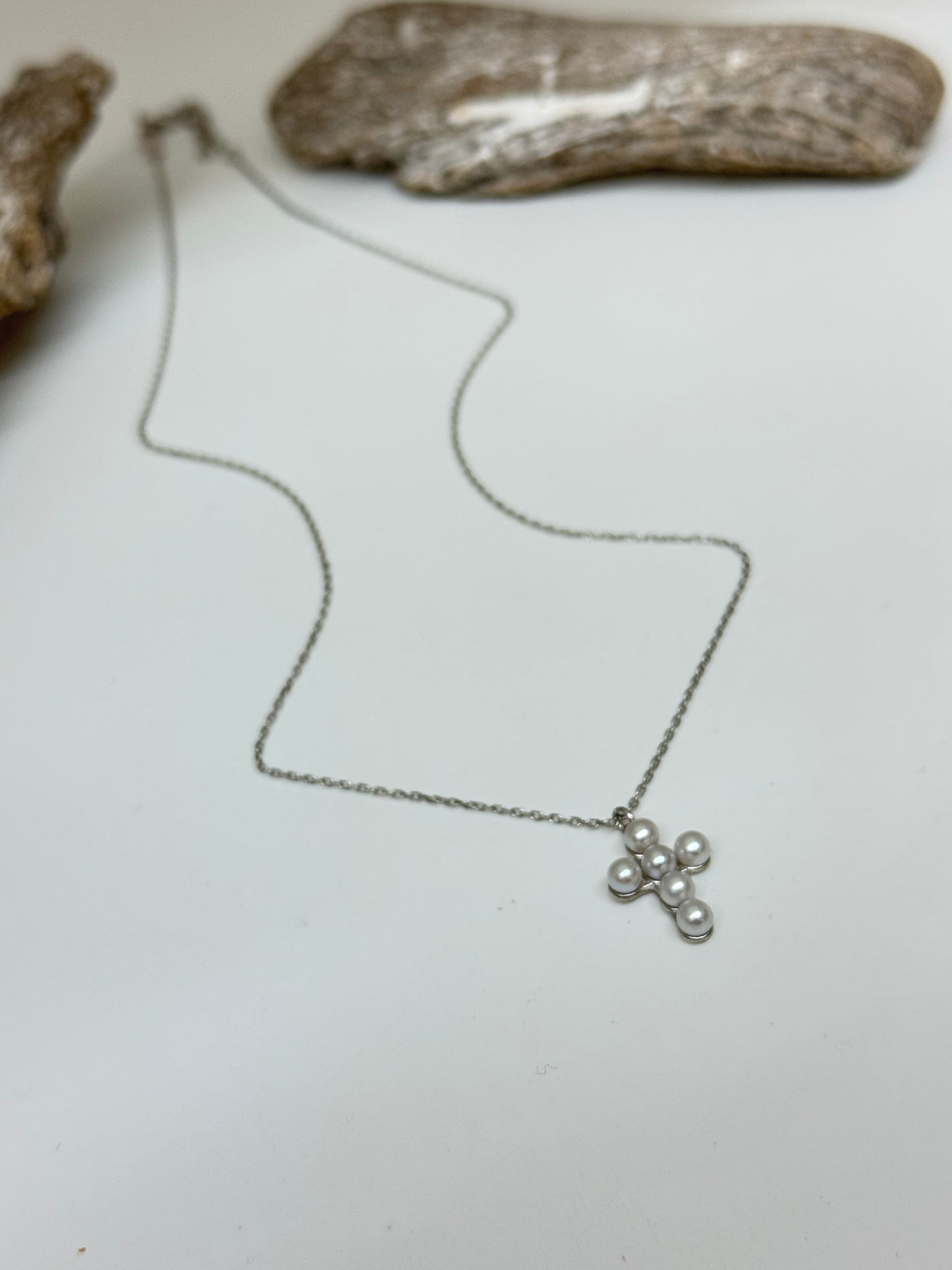 Collier Croix perles et Argent 925 Kurshuni Collier Croix perles et Argent 925