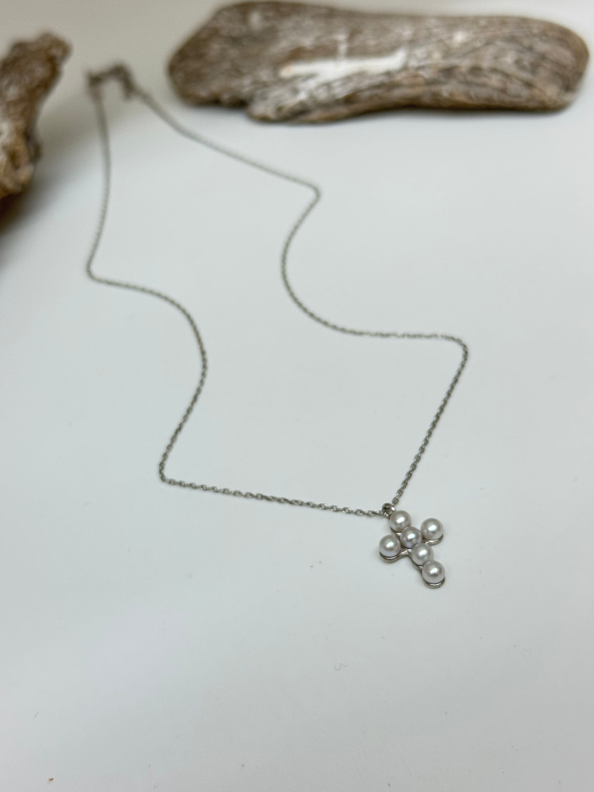 Collier Croix perles et Argent 925 Kurshuni Collier Croix perles et Argent 925