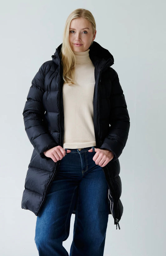 Frysa noir manteau duvet Eleven Elfs design Italien Frysa noir coat