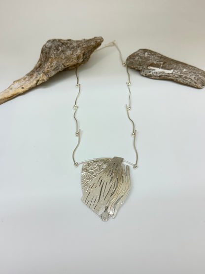 Collier Voilure Argent 925 et Opale Fait main à Montréal Nicole Gauvin c-216