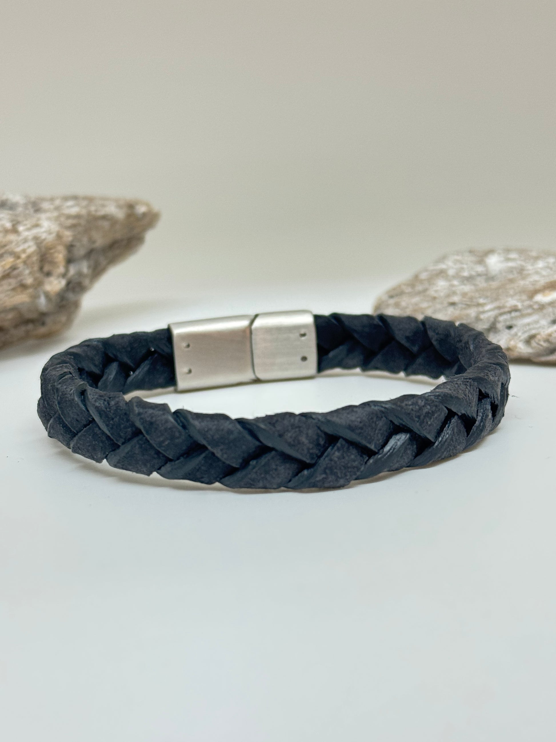 Bracelet Cuir Gris dessiné à Montréal Arz Steel AS-B248