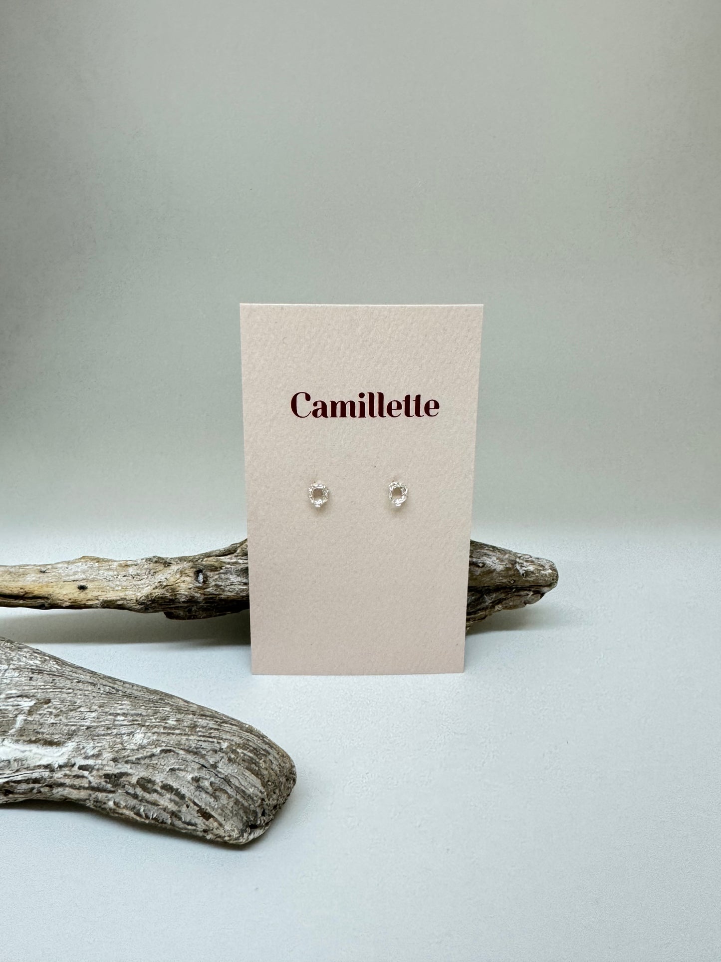 Les petites boucles d'oreilles Amalgame - Argent sterling  Camillette Fait main à Montréal Les petites boucles d'oreilles Amalgame - Argent sterling