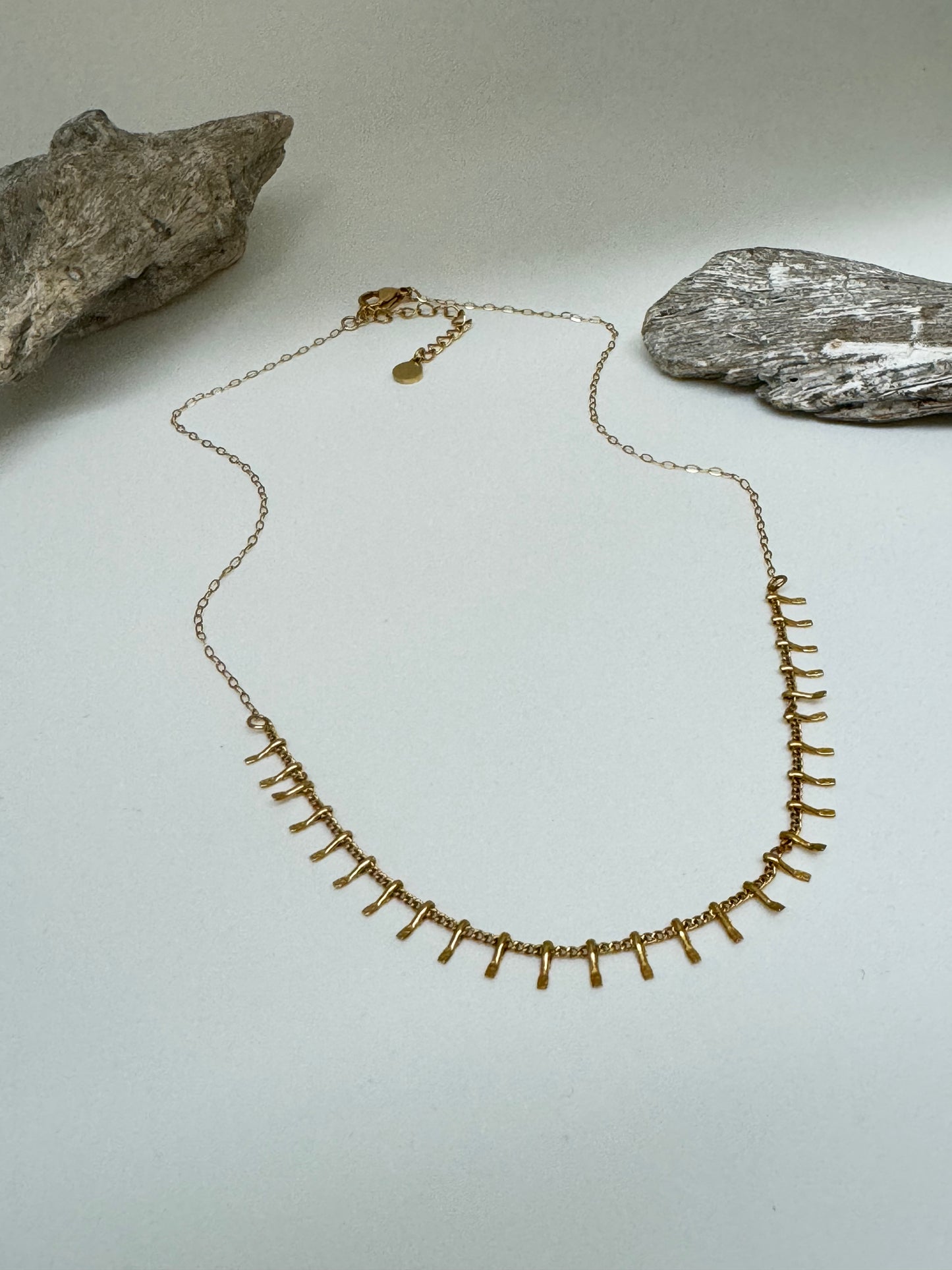 Collier Cyrus, dessinée à Vancouver Lovers Tempo 2WP-SP24015-GLD