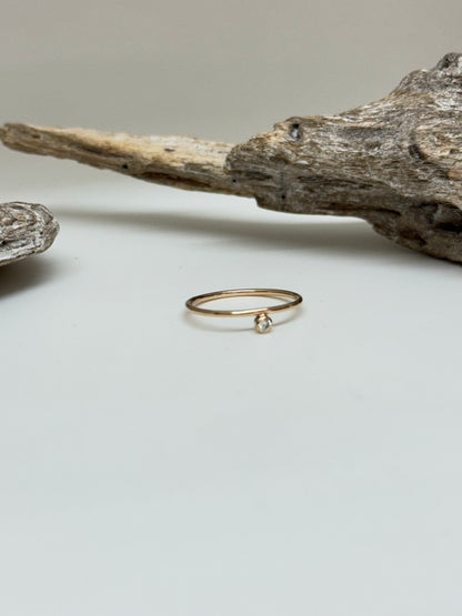 Bague Diamant Solitaire Or jaune 14 carats recyclé Fait en Outaouais W Jewellery