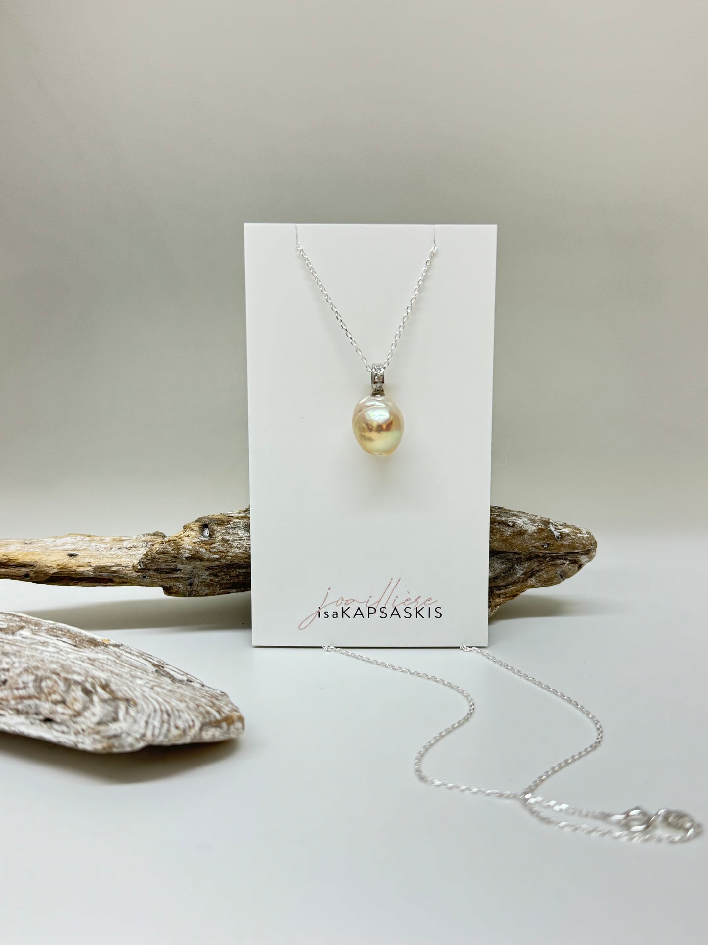 Pendentif Pe-Argent-Perle Isabelle Kapsaskis Fait mains à Montréal Petit pendentif Pendentif Pe-Argent-Perle