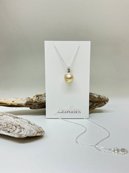 Pendentif Pe-Argent-Perle Isabelle Kapsaskis Fait mains à Montréal Petit pendentif Pendentif Pe-Argent-Perle