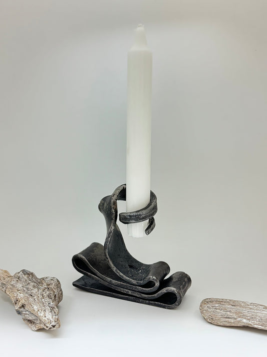 Chandelier en Fer Forgé et bois Fait main à Pont-Rouge La Forge des Pins