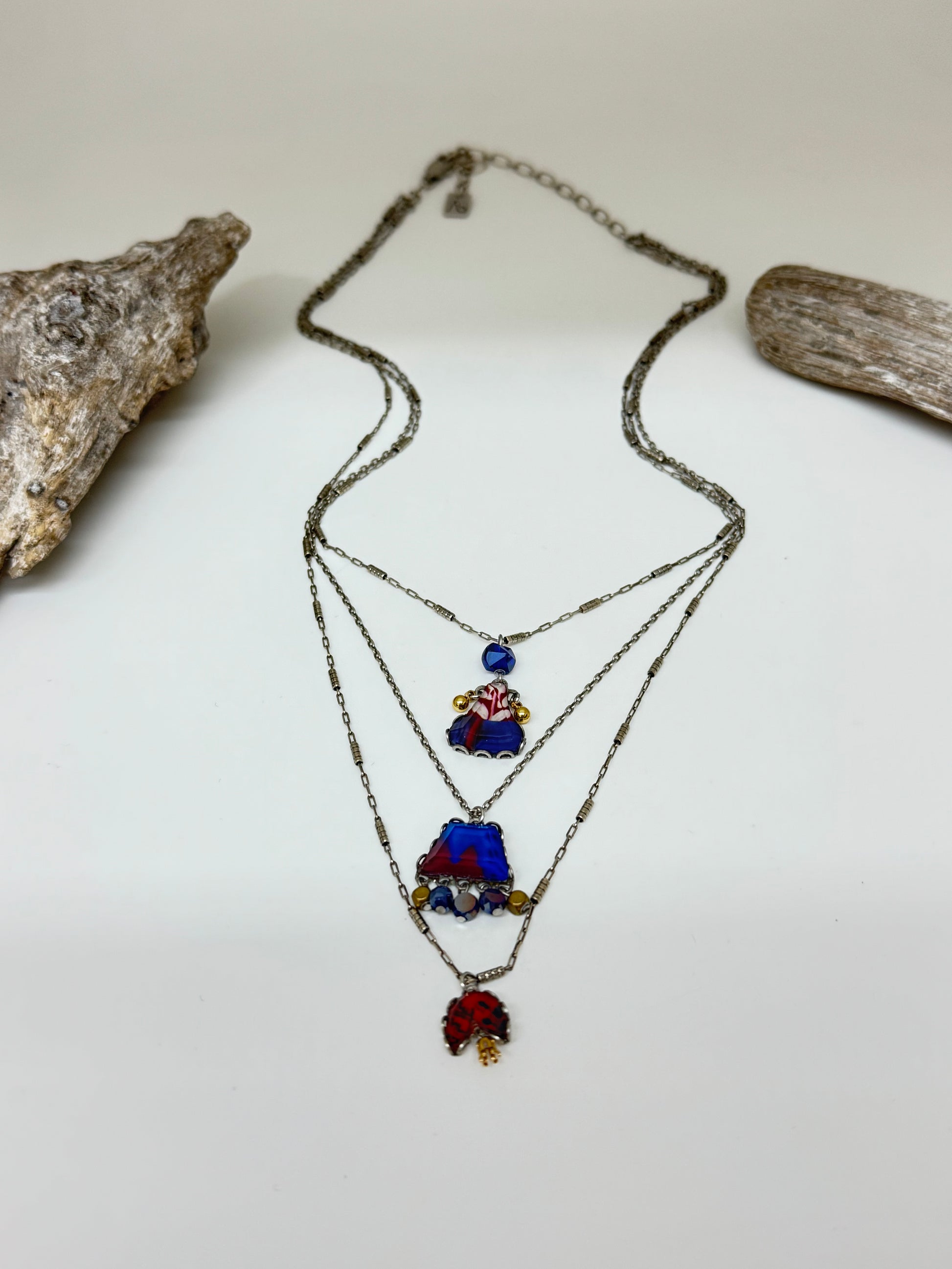 Collier superposé AyalaBar fabriquée au Moyen Orient R3599