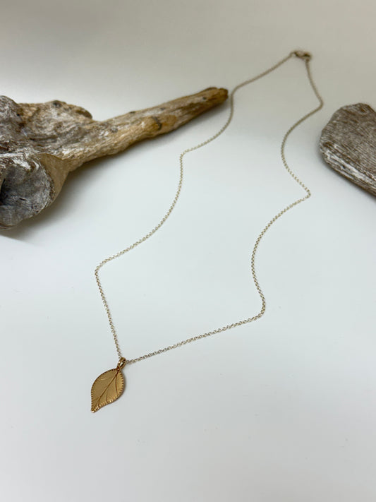 Collier Feuille Or recyclé 14 carats et Argent 925 feuille or W Jewellery