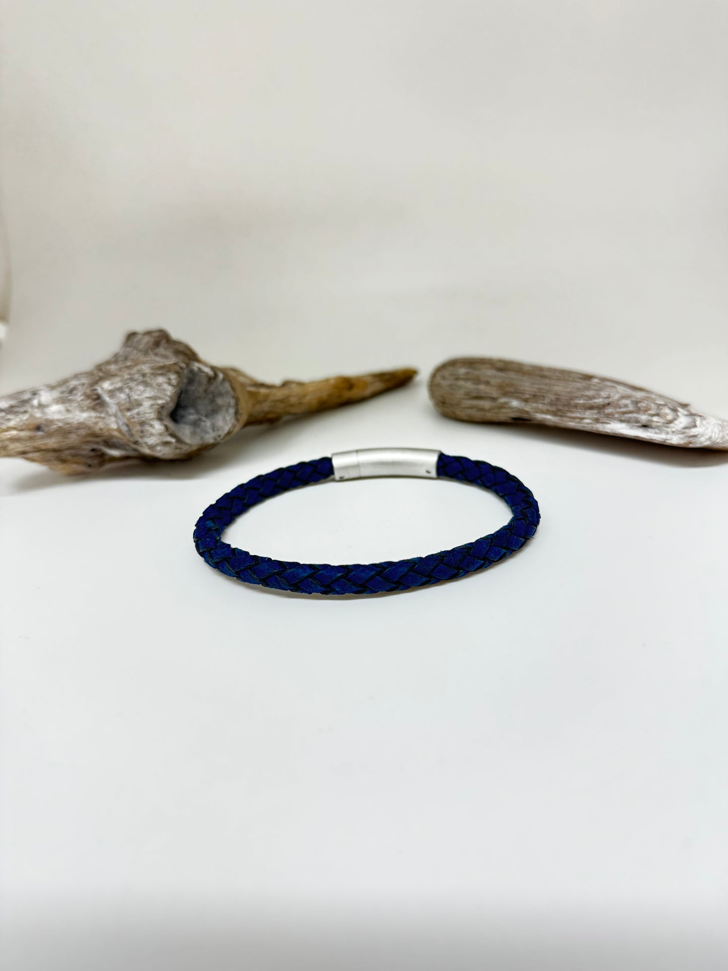Bracelet  Cuir tressé bleu  AS-B427 dessiné à Montréal Arz Steel