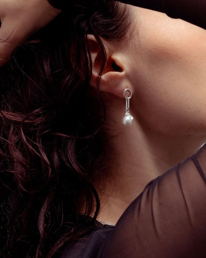 Virage Argent boucles d'oreilles perles baroque Véronique Roy