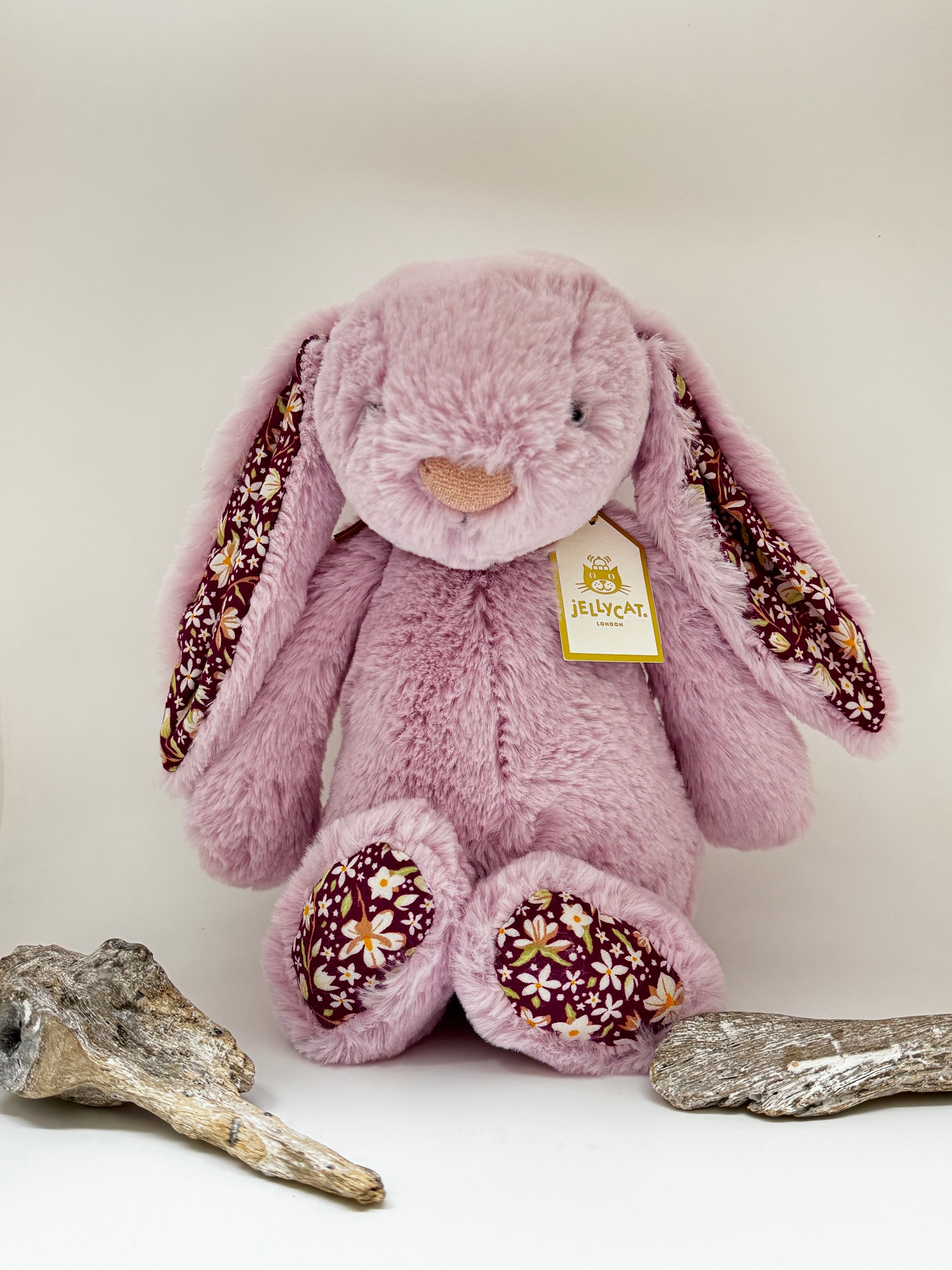 Lapin de luxe Thistlepop Blossom peluche dessinée à Londres Jellycat Lapin de luxe Thistlepop Blossom BAS3MAG
