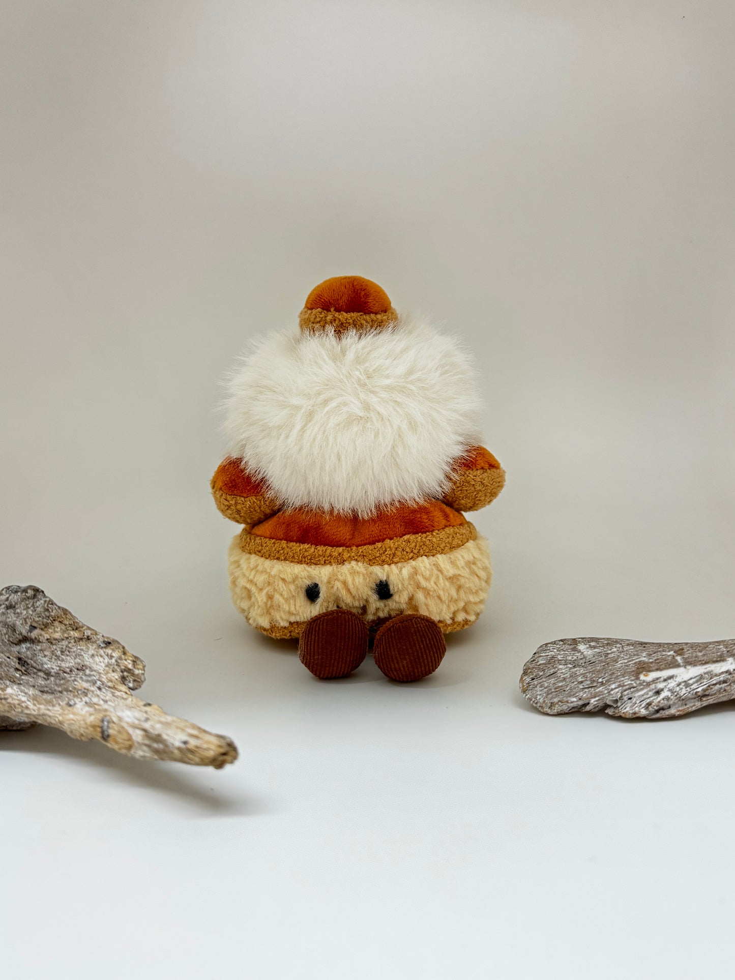 Amuseables Mirielle St. Honoré peluche Jellycat dessinée à Londres Amuseables Mirielle St. Honoré A6STHON