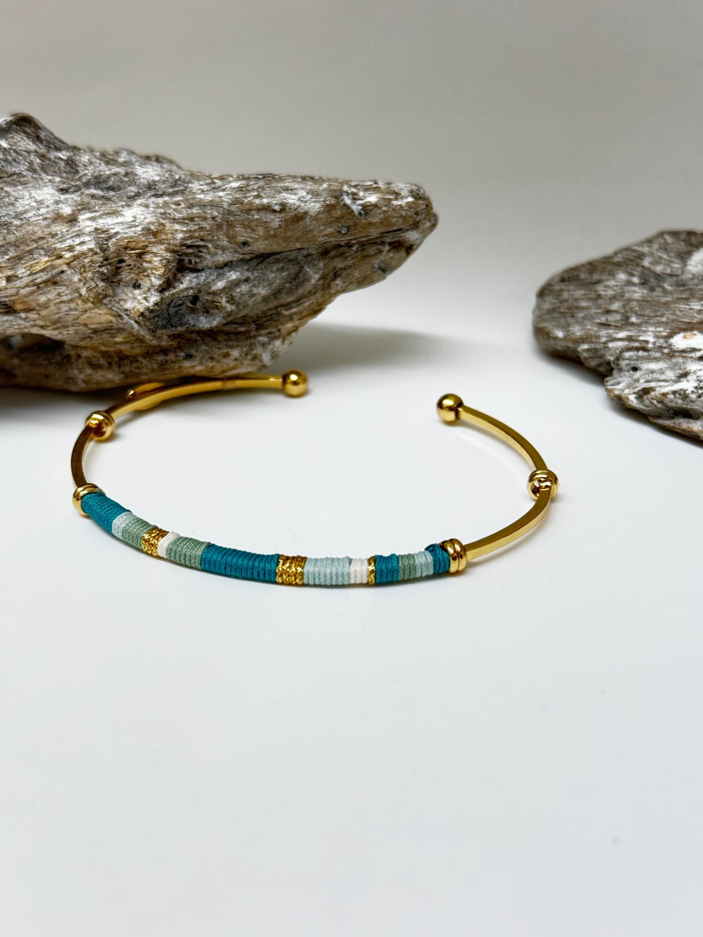 Bracelet Zanzibar Bleu Fabriqué à la main à Marseille en France Gas bijoux Bracelet Zanzibar bleu