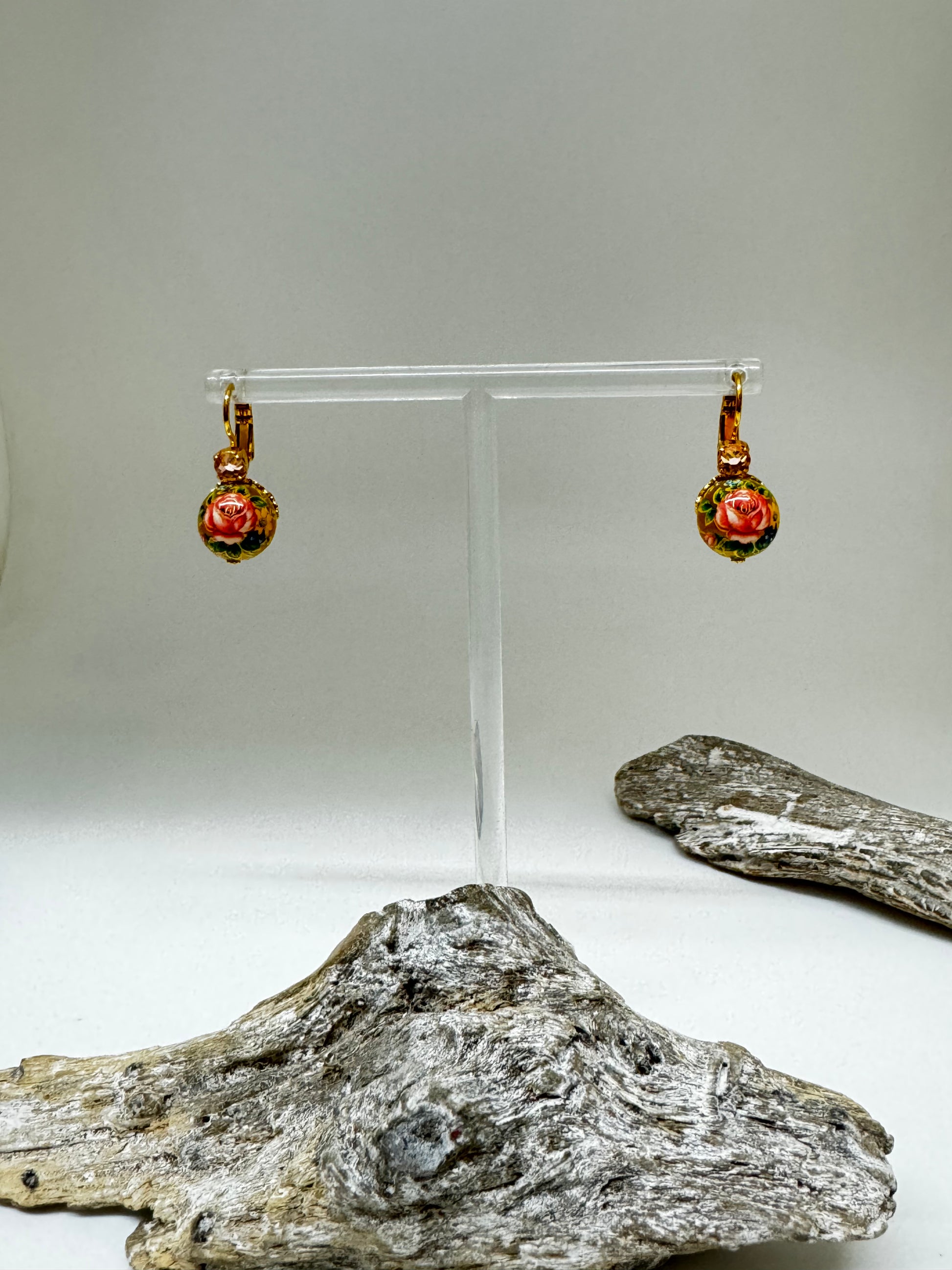 Boucles Decalco jaune floral Fabriqué à la main à Marseille en France Gas bijoux Boucles Decalco jaune floral