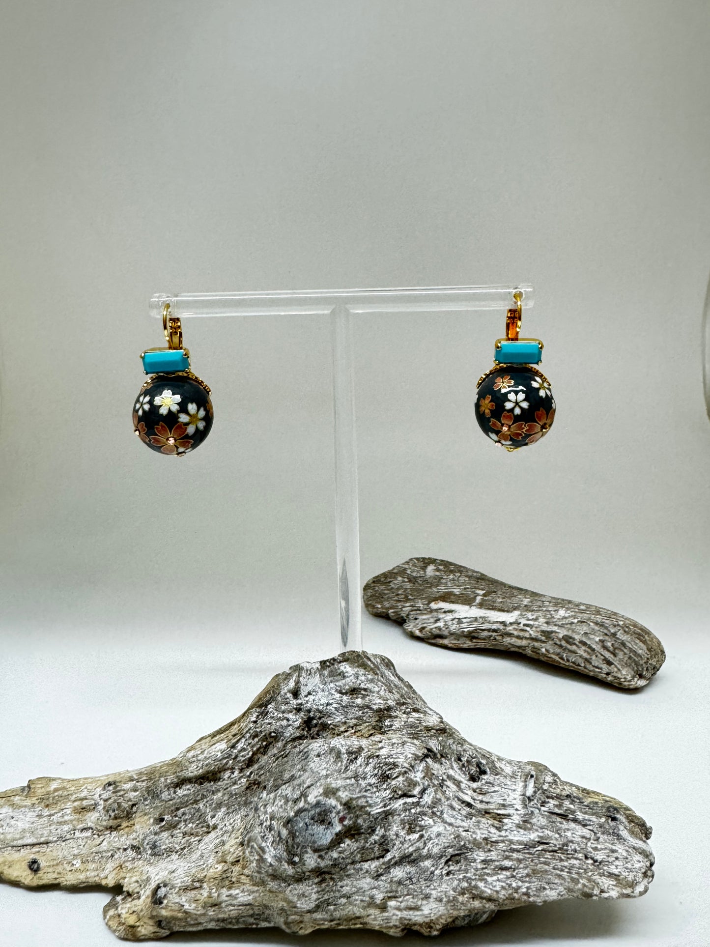 Boucles d'oreilles Decalcia Gris-Rose Fabriqué à la main à Marseille en France Gas bijoux Boucles d'oreilles Decalcia