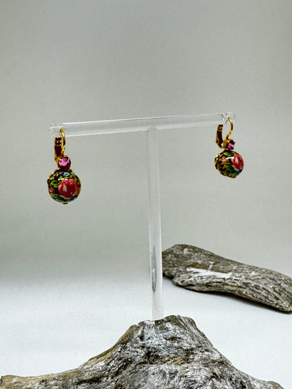 Boucles Decalco rouge-rose floral Fabriqué à la main à Marseille en France Gas bijoux Boucles Decalco rouge-rose floral