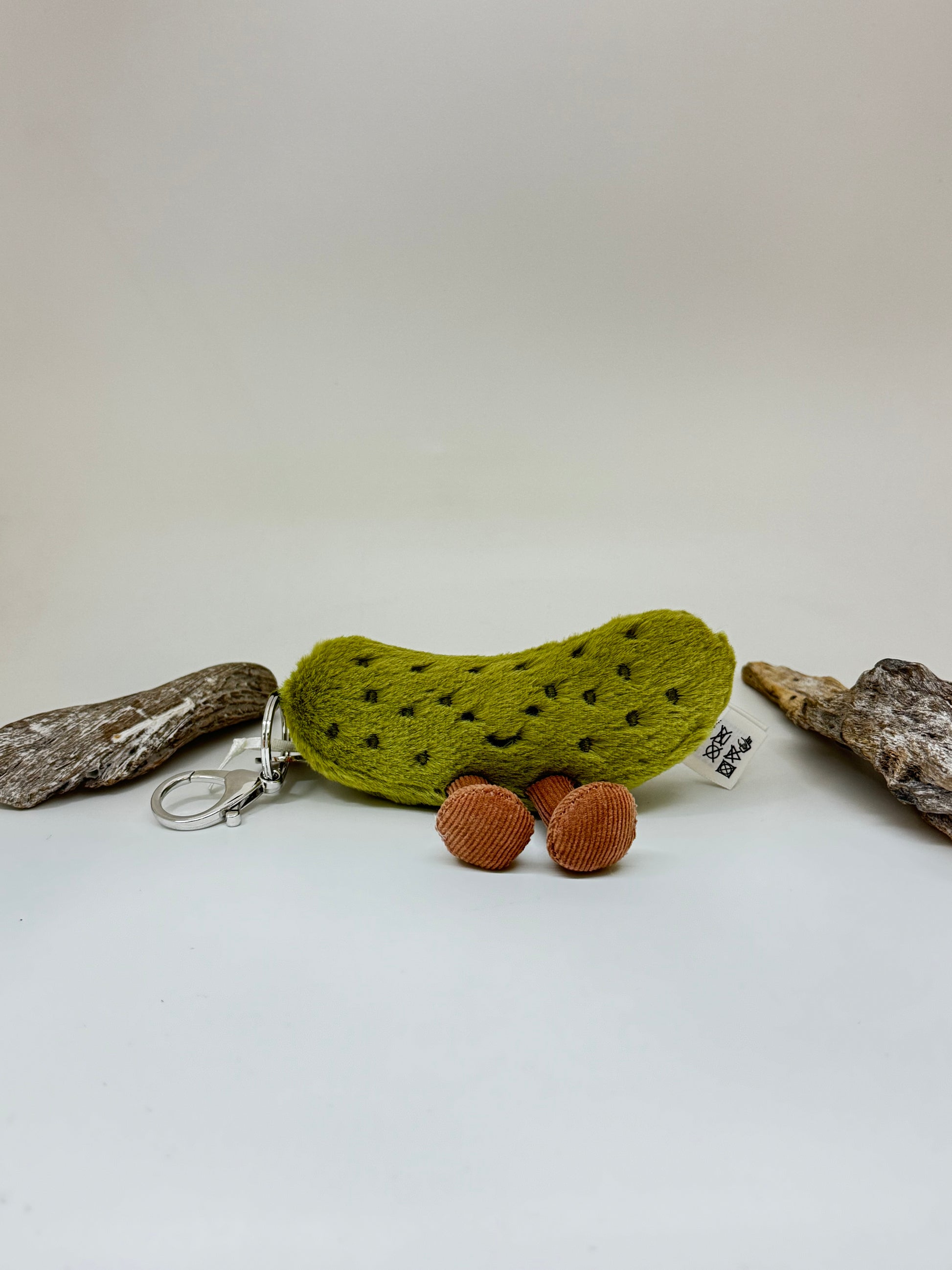 Porte-clés en forme de sac de cornichons Amuseables peluche dessinée à Londres Jellycat