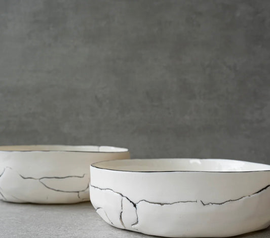 De Blanc et Noir - Bol repas à la main à Morin-Heights Atelier G par Gréta céramiste