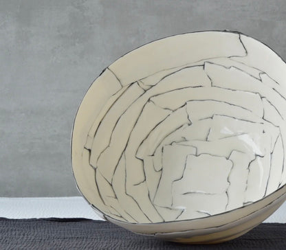 De Blanc et Noir - Bol saladier petit en Porcelaine façonné à la main à Morin-Heights Atelier G par Gréta De Blanc et Noir - Bol saladier petit