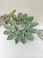 Dahlia Aphrodite Bleu Poudré en porcelaine Fait mains par les Artisans de Chive , Dahlia Aphrodite Bleu Poudré EG17