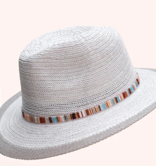 Chapeau Natalie - Snowdrop Powder design