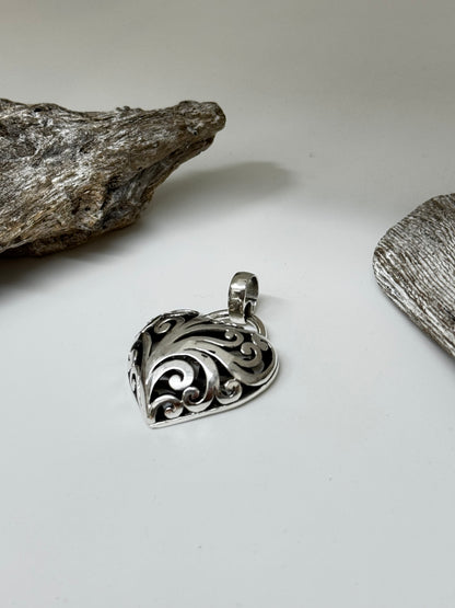 Pendentif Coeur Argent 925 Fait main Artisans d'Indonésie Pendentif Coeur Argent 925