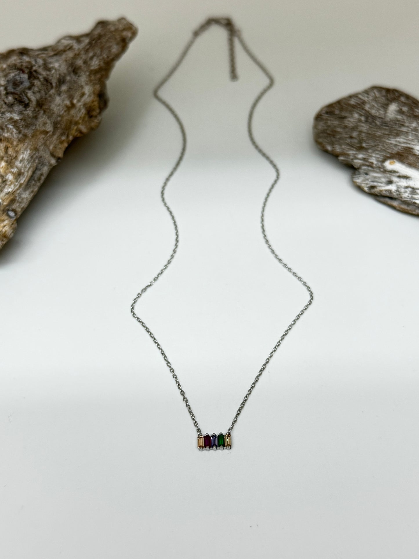 Collier Multicolor rectangulaire en Argent 925 et zircon Kurshuni Collier Multi color en Argent 925 et zircon