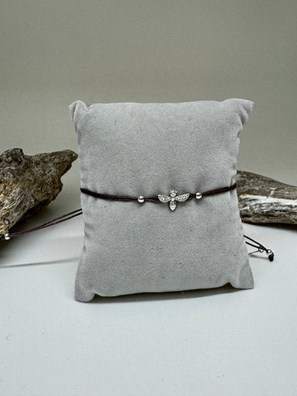 Bracelet Abeille Argent 925 sur cordon taupe Kurshuni Bracelet Abeille Argent 925 KR1138-4