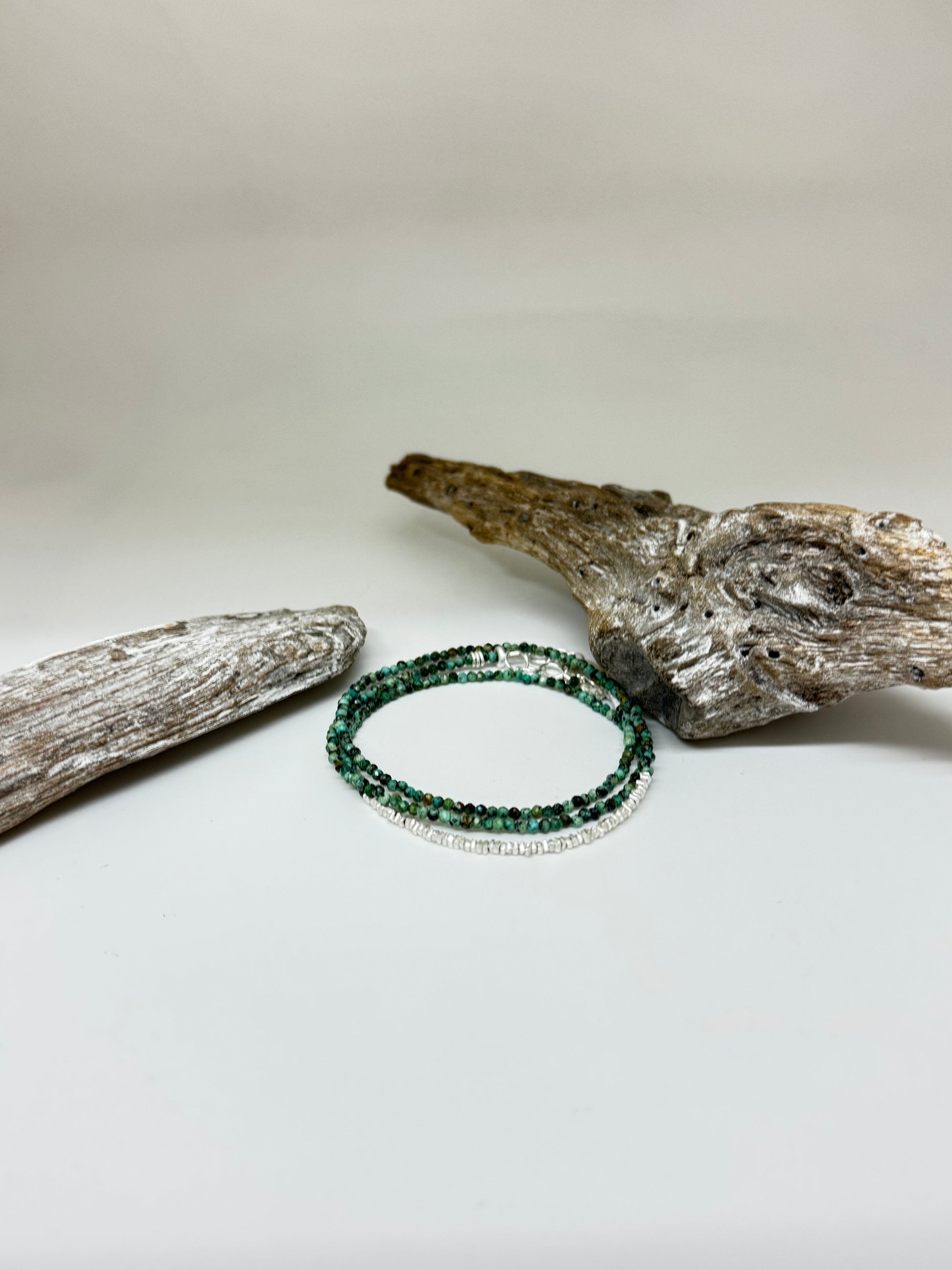 Bracelet-Collier Multi 7 Turquoise Africaine S. Bucci Atelier créatif Bracelet-Collier Multi 7 Turquoise Africaine
