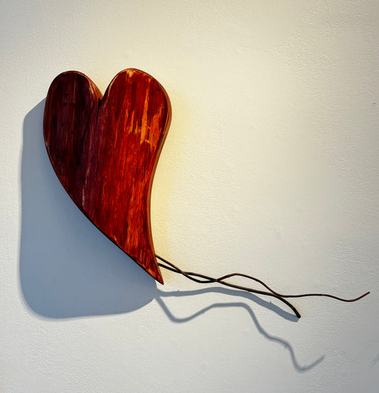 Coeur FRAGMENT D'ÂME en bois naturel fait mains par Bertrand Massé