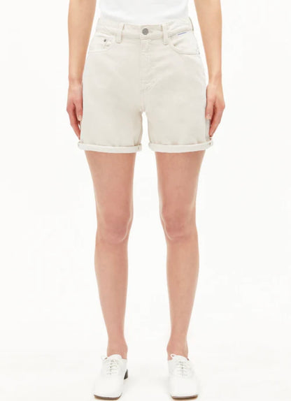 Short en jean taille haute SHEAARI 100 % coton recyclé Armed Angel Short en jean taille haute SHEAARI 100 % coton recyclé