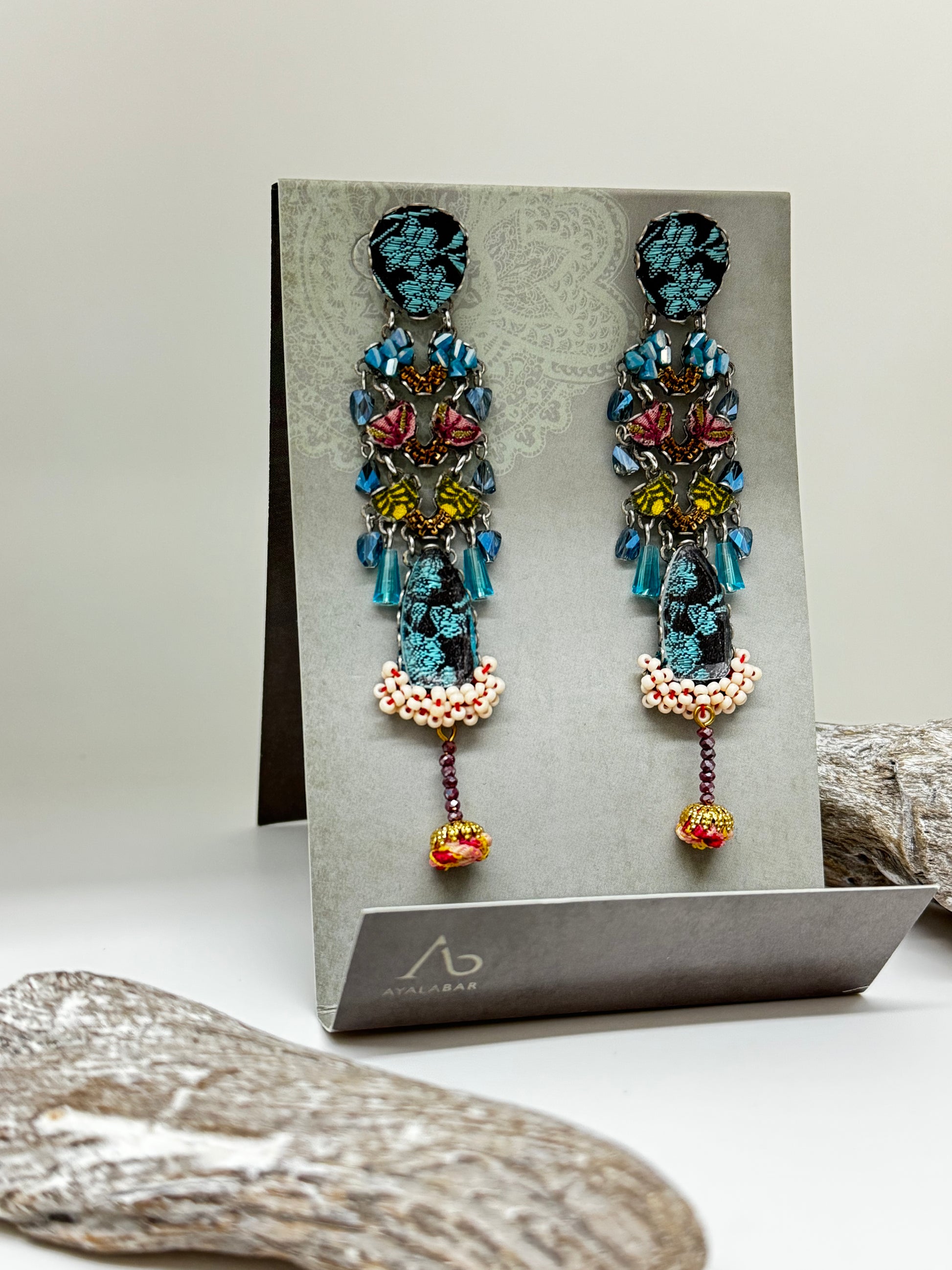 Boucles d'oreilles artisanales perlées, Spark AyalaBar fabriquée au Moyen-Orient Spark AyalaBar H2391