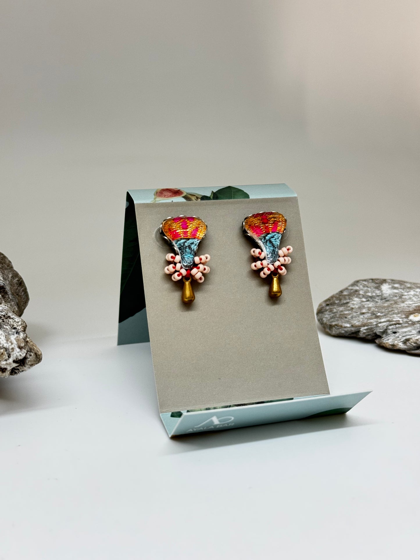Boucles d'oreilles artisanales perlées, Dawn AyalaBar fabriquée au Moyen-Orient Dawn AyalaBar H2397