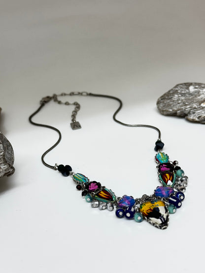 Collier artisanal en verre Réglisse AyalaBar fabriquée au Moyen Orient R3640