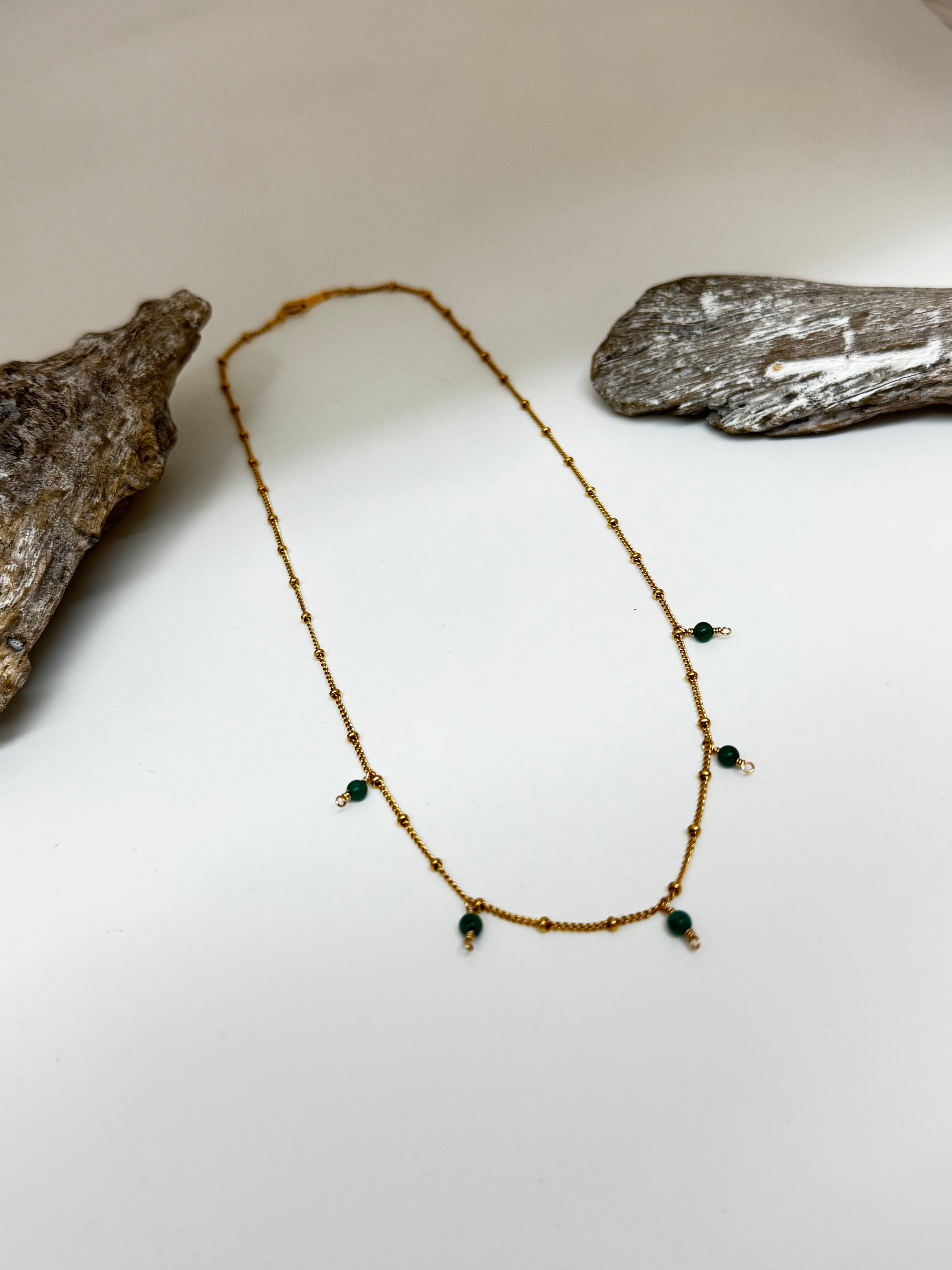 Collier breloque en Gold-filled fait à la main Maylin Collier breloque Gold-filled
