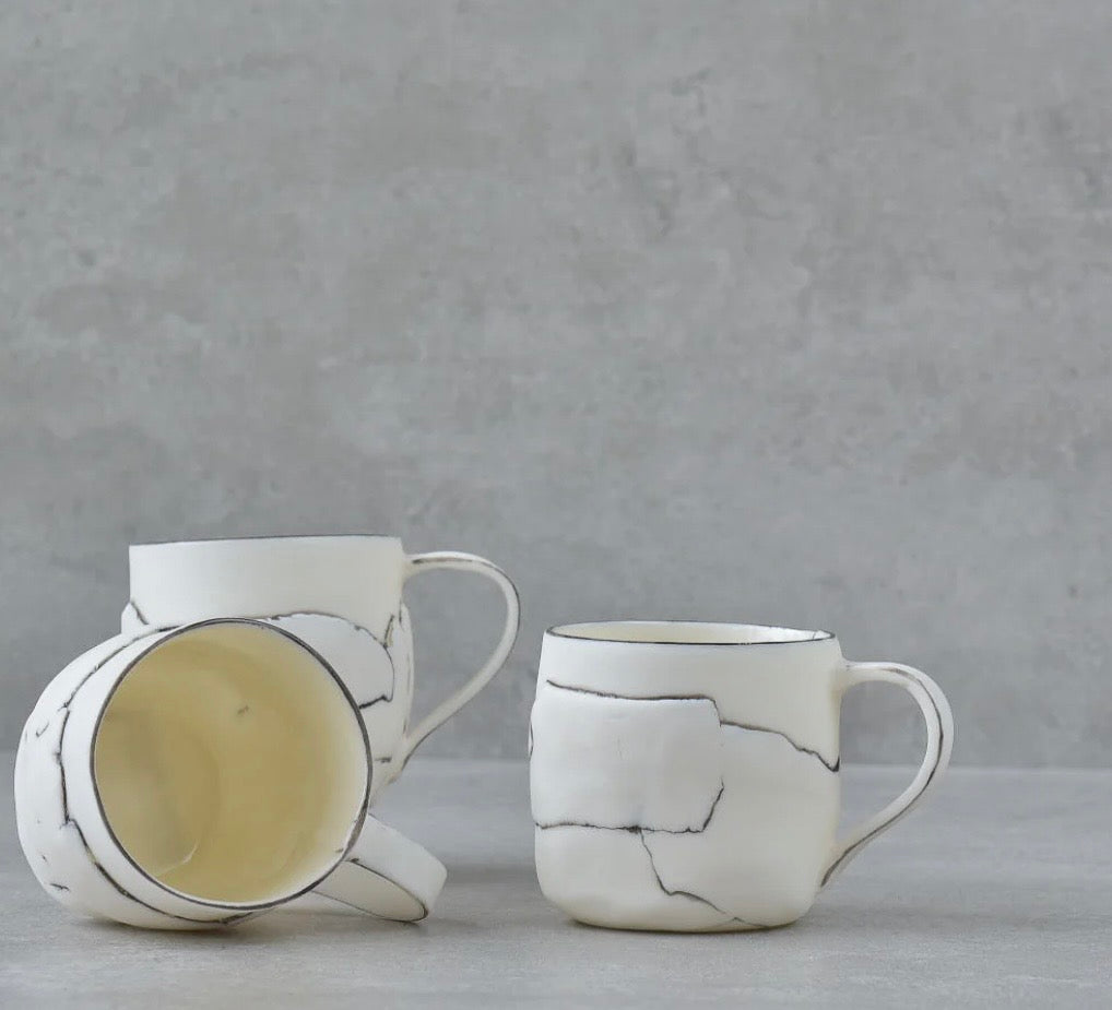 Atelier G De Blanc et Noir - Tasse à espresso à la main à Morin-Heights  Atelier G De Blanc et Noir Tasse à espresso