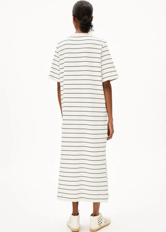 Robe midi à fines rayures XELINAA Mélange de coton biologique Armed Angel Robe midi à fines rayures XELINAA Mélange de coton biologique
