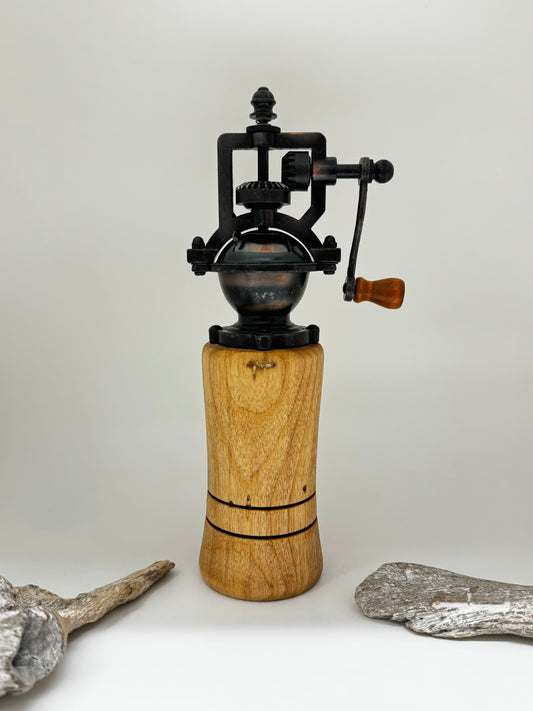 Moulin à poivre artisanal Martin Deschamps Fait main à Montréal Moulin à poivre