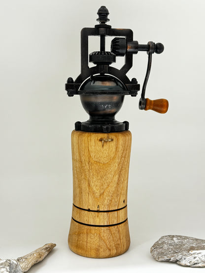 Moulin à poivre artisanal Martin Deschamps Fait main à Montréal Moulin à poivre