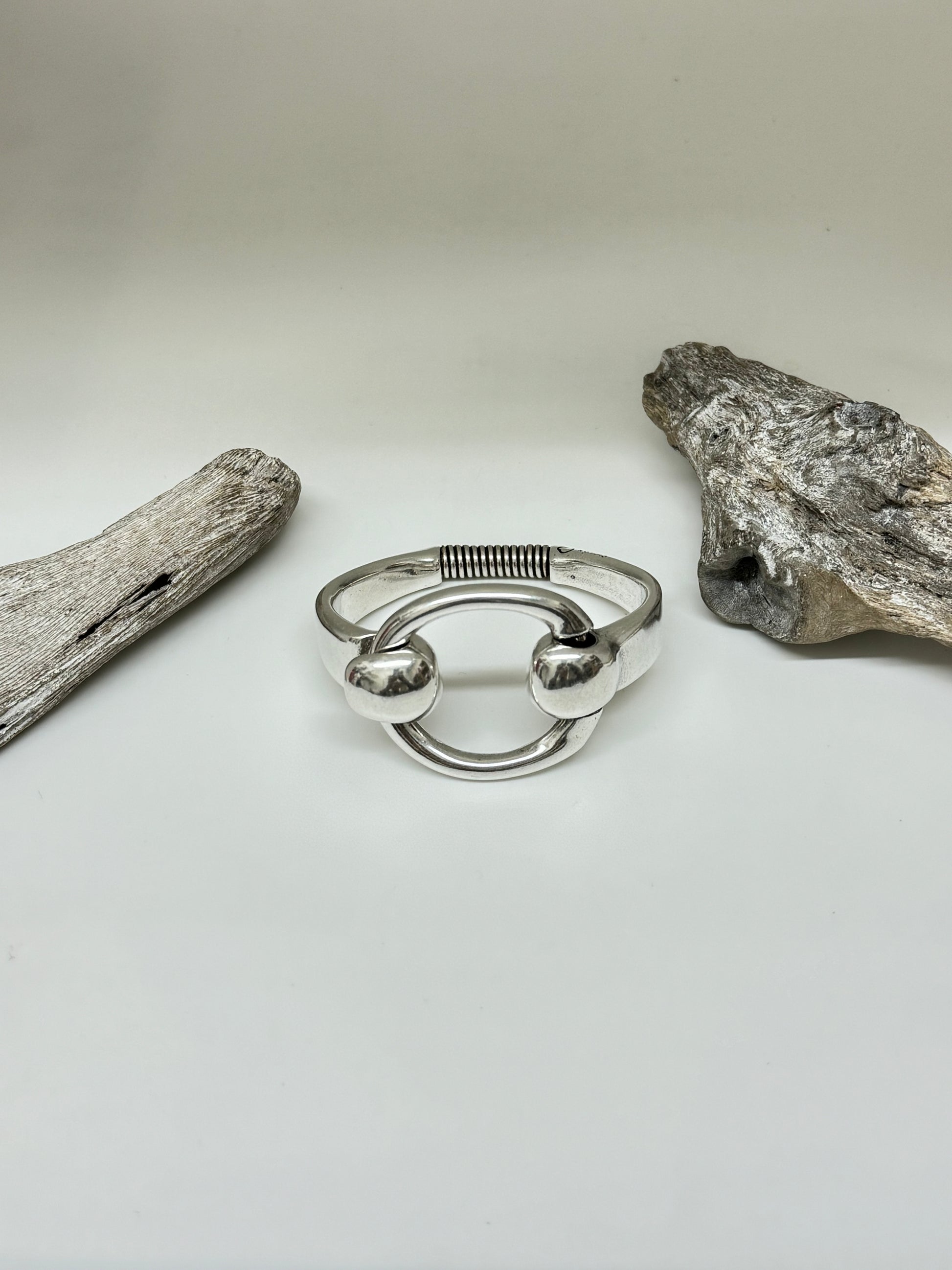 Bracelet Equus Fabriqué par des Artisans d'Espagne. 201125