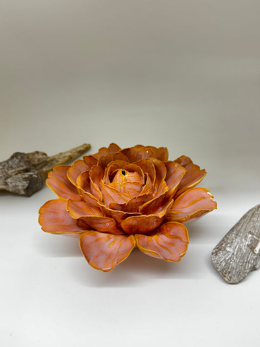 Camellia Rose Pink en porcelaine Fait mains par les Artisans de Chive , Camellia Rose Pink FR01