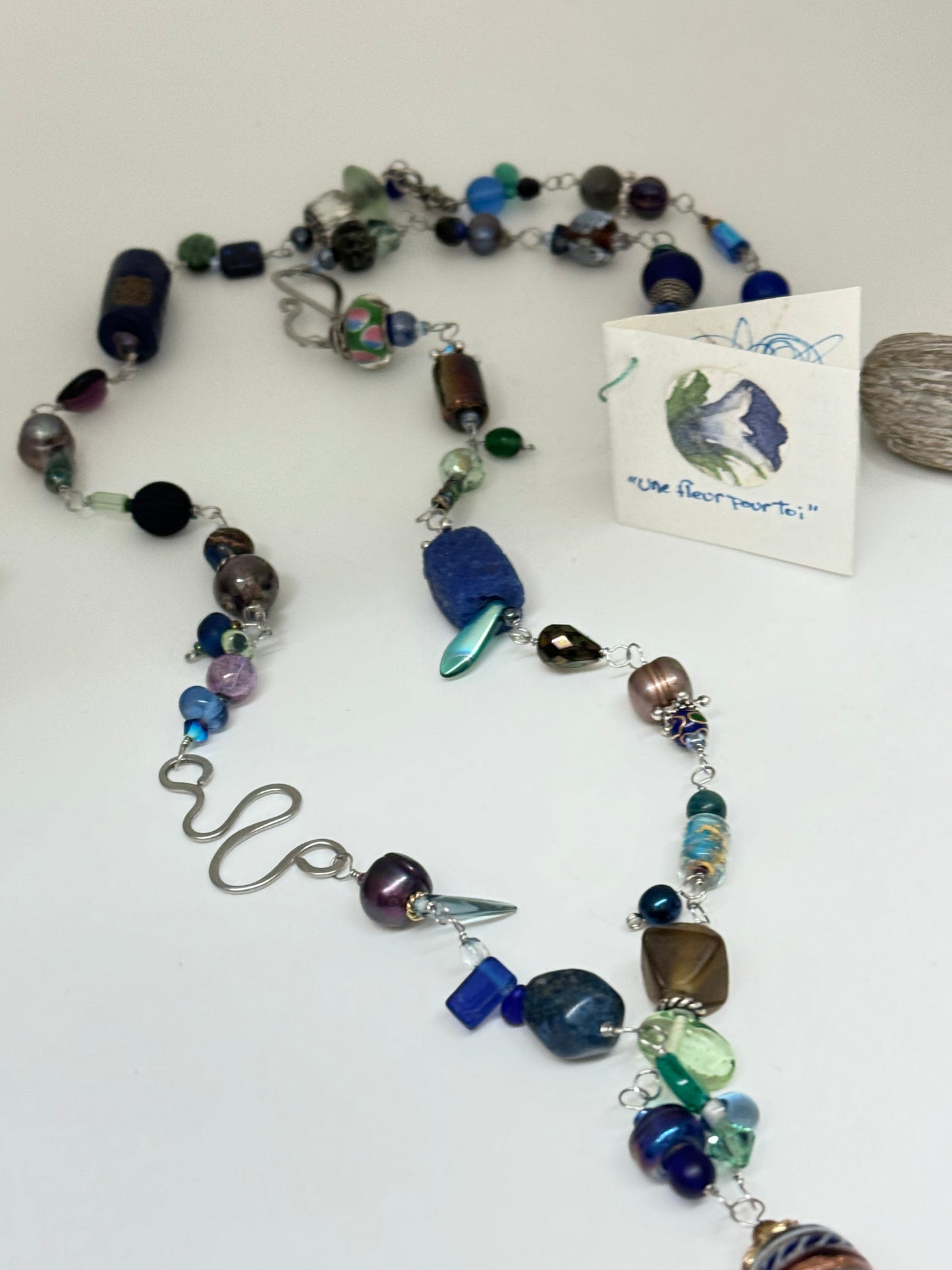Collier Une Fleur pour toi pierres semi-précieuse Fait main à Montréal Anne-Marie Bouchard Une Fleur pour toi