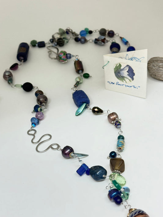 Collier Une Fleur pour toi pierres semi-précieuse Fait main à Montréal Anne-Marie Bouchard Une Fleur pour toi