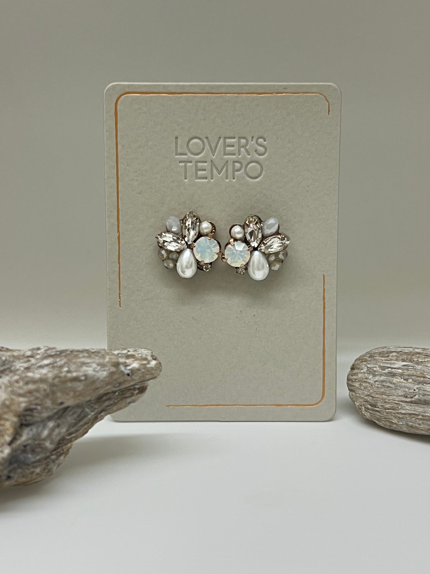 Boucles Shirley stud de Vancouver